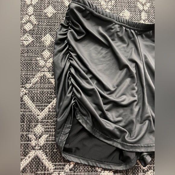 SHEIN Hi waist shorts - Picture 4 of 5